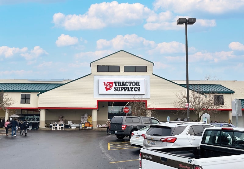 Silverdale-Tractor-Supply